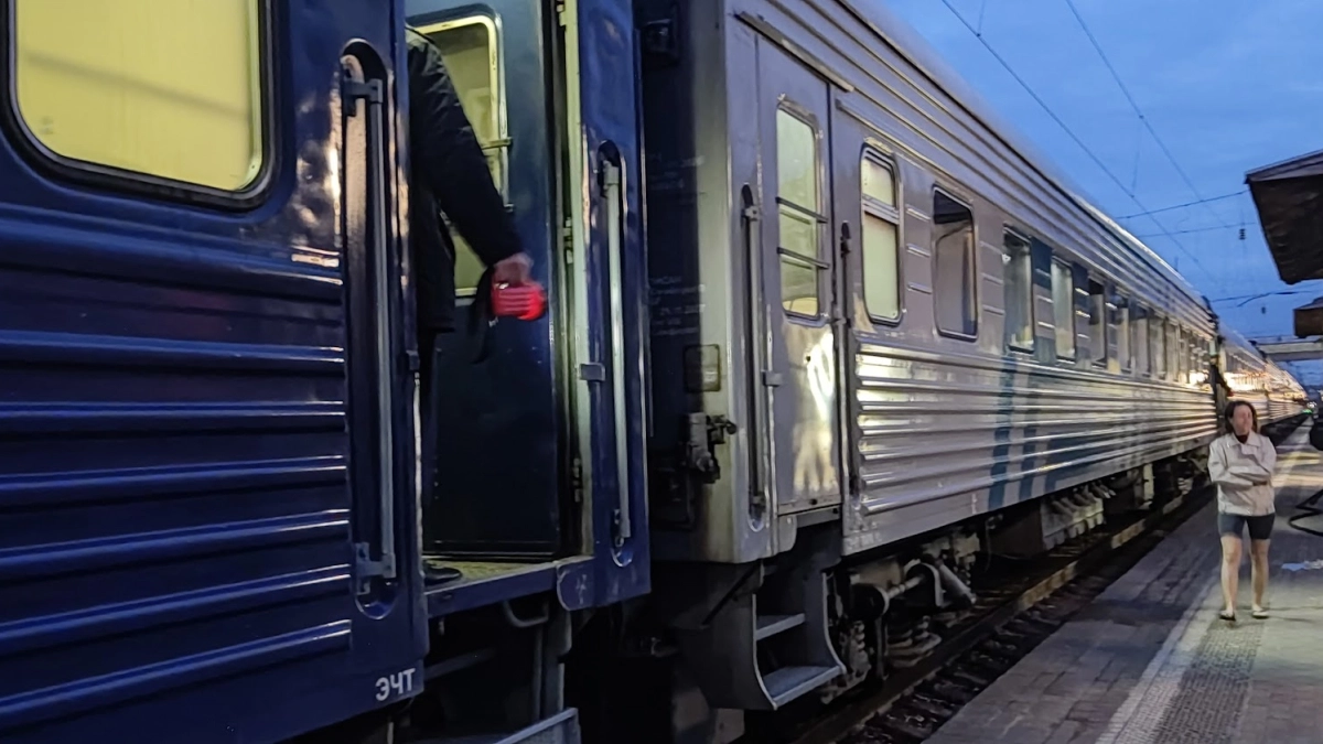 В поезд не посадят даже с документами: РЖД изменили правила посадки для детей и подростков – что важно знать