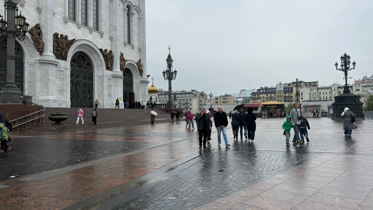 Майские праздники вновь перекроили: читайте новый график выходных и точные даты - кто и когда выходит на работу