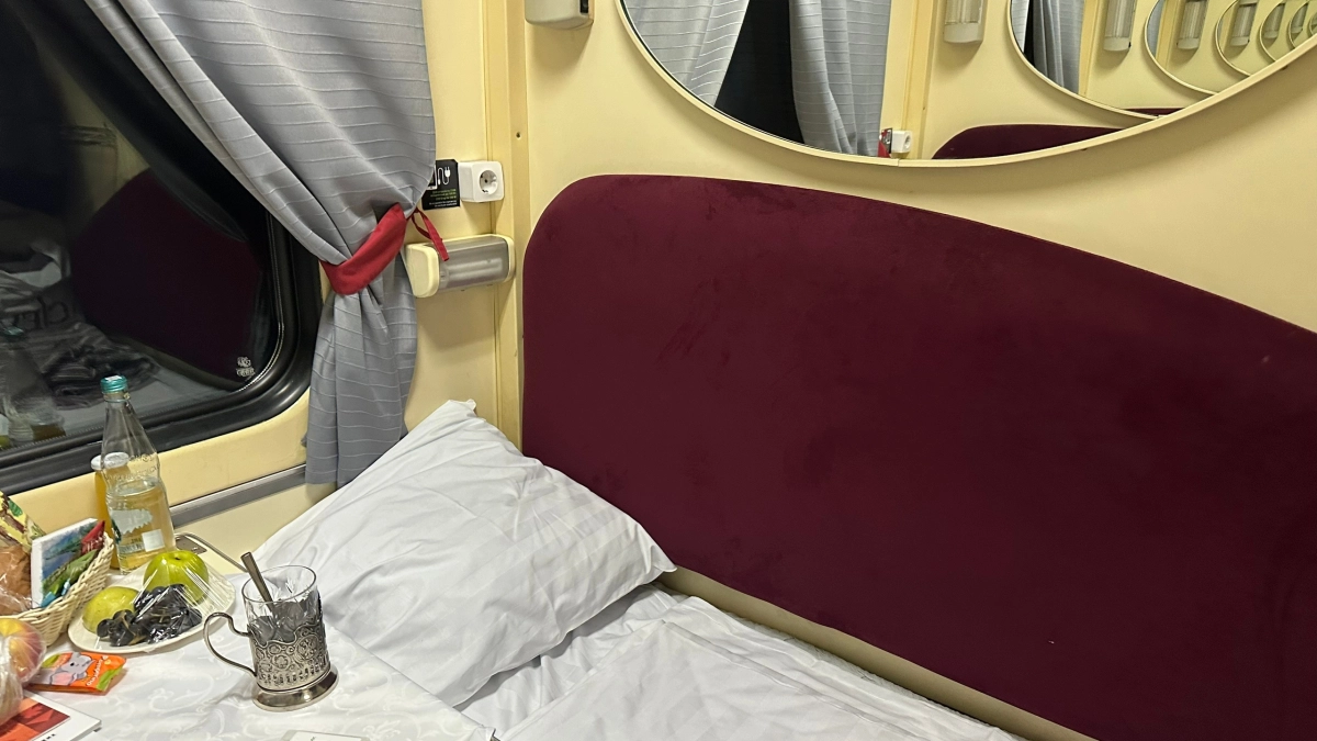 Беру 37 и 54 место в поезде - и еду как царица: в 2 раза дешевле, без тесноты и духоты