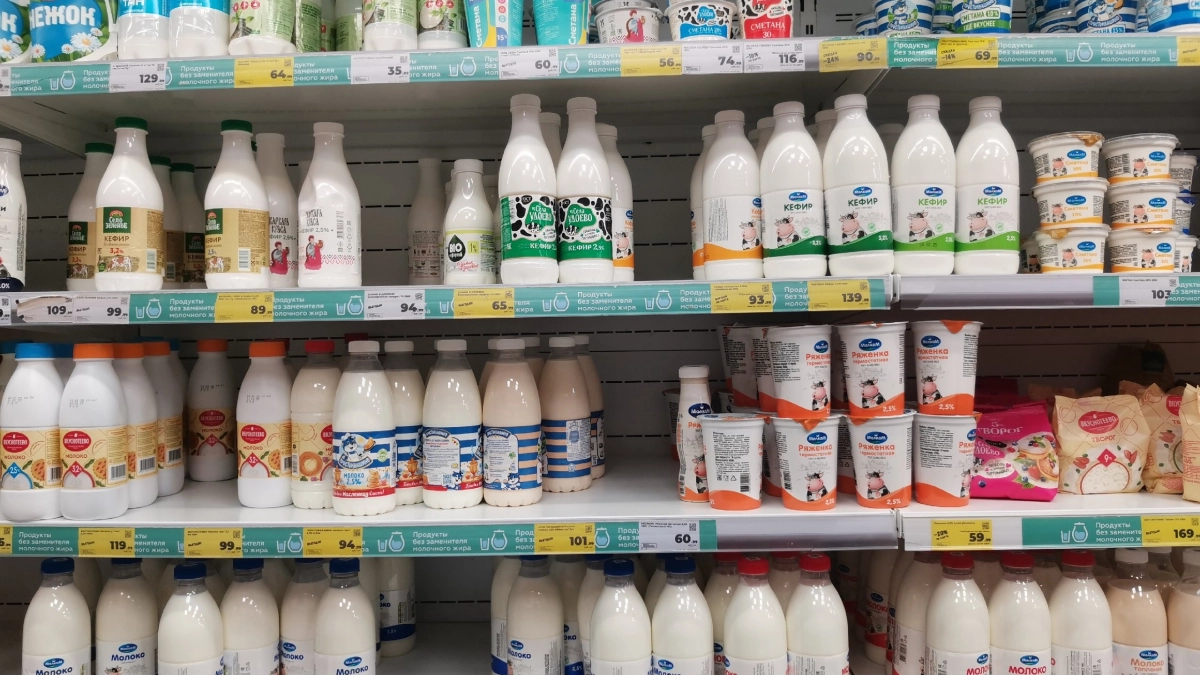 Крашеная вода с крахмалом: Росконтроль проверил марки популярного кефира - лучшие бренды и те, от которых стоит отказаться 