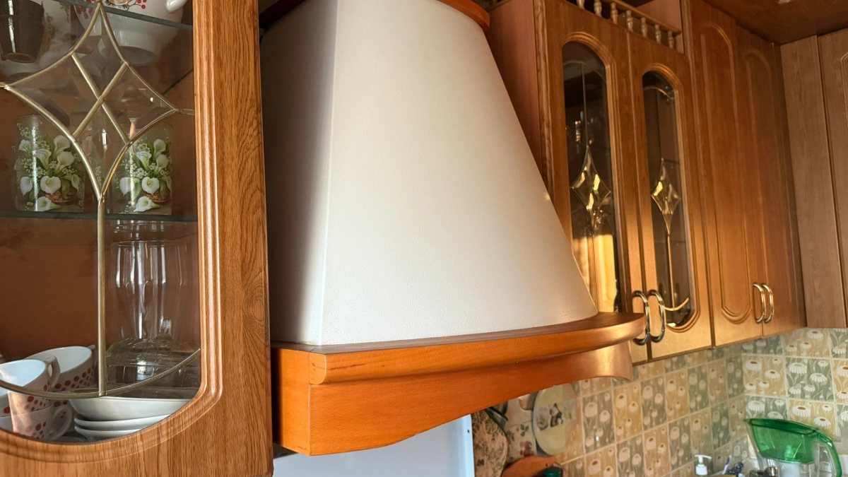 Ставить вытяжку на кухне уже не модно: в Россию пришел новый экологичный тренд 2026 от экспертов - бесшумно и стильно