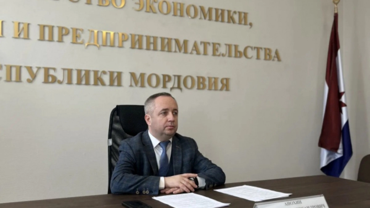 В Саранске разъяснили правила трудоустройства иностранцев и меры контроля