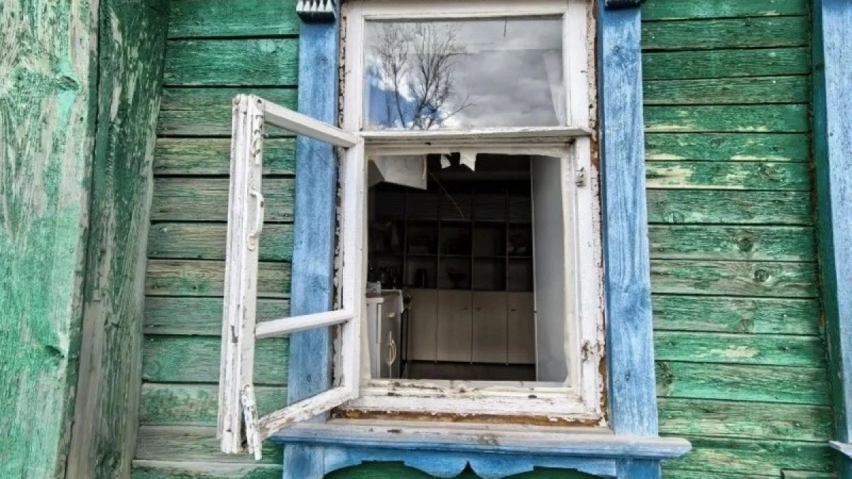 В Атяшевском районе дачник-неудачник украл пилы, бинокль и провод, но забыл про выход