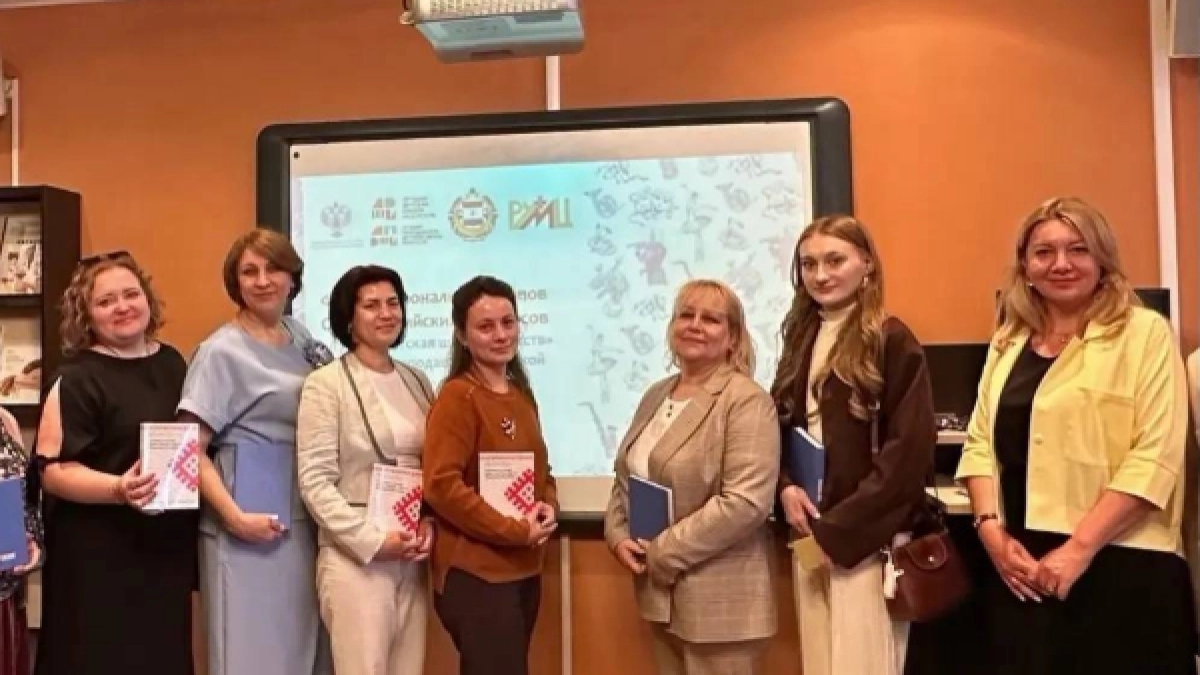 В Мордовии выбрали лучшего преподавателя школ искусств