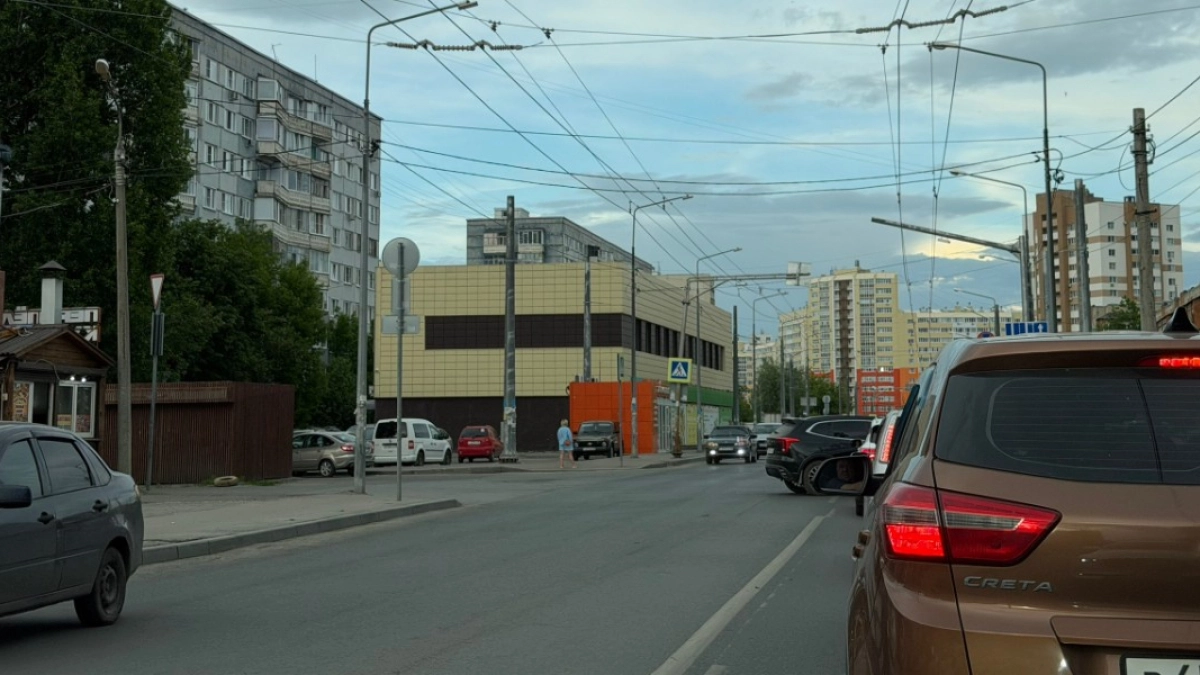 Водителям на заметку: как ездить по новой V-разметке на трассах - будут ли штрафы