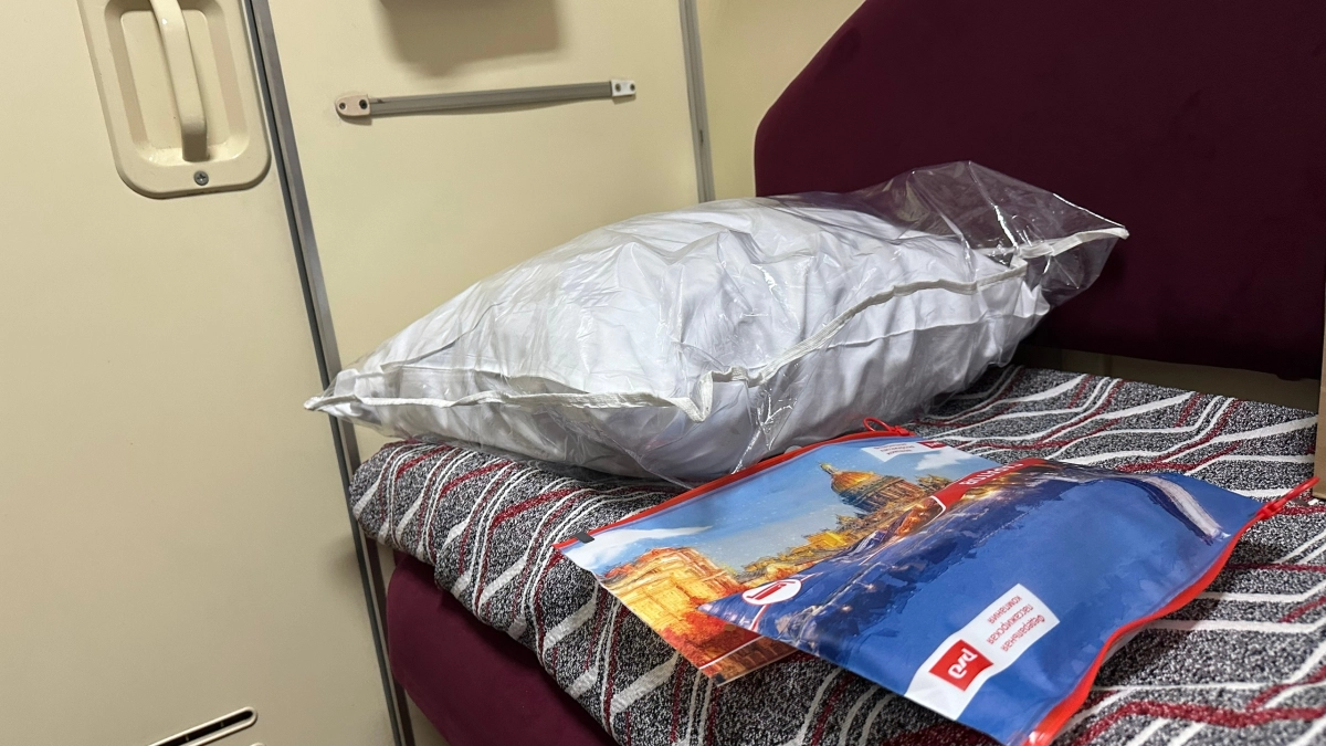 Годами сдавал бельё в поезде, пока не узнал одну деталь - вот как положено делать