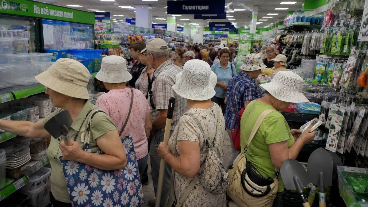 Дачники скупают в Fix Price «волшебные» колышки: вот почему они стали настоящим хитом сезона