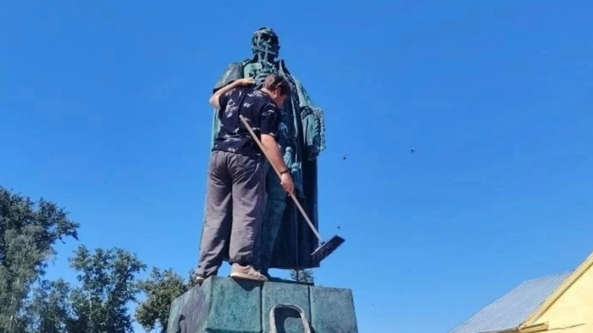 В Темниковском районе привели в порядок памятник небесному покровителю Мордовии