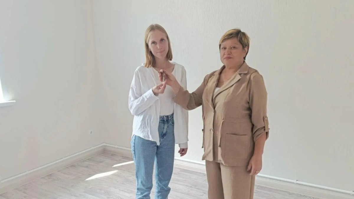 В Кадошкинском районе дети-сироты получили ключи от новых квартир