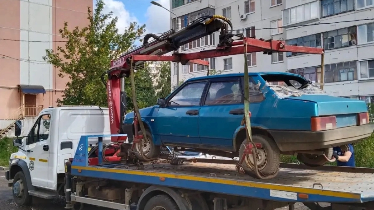 В Саранске стартовала кампания по эвакуации брошенных автомобилей