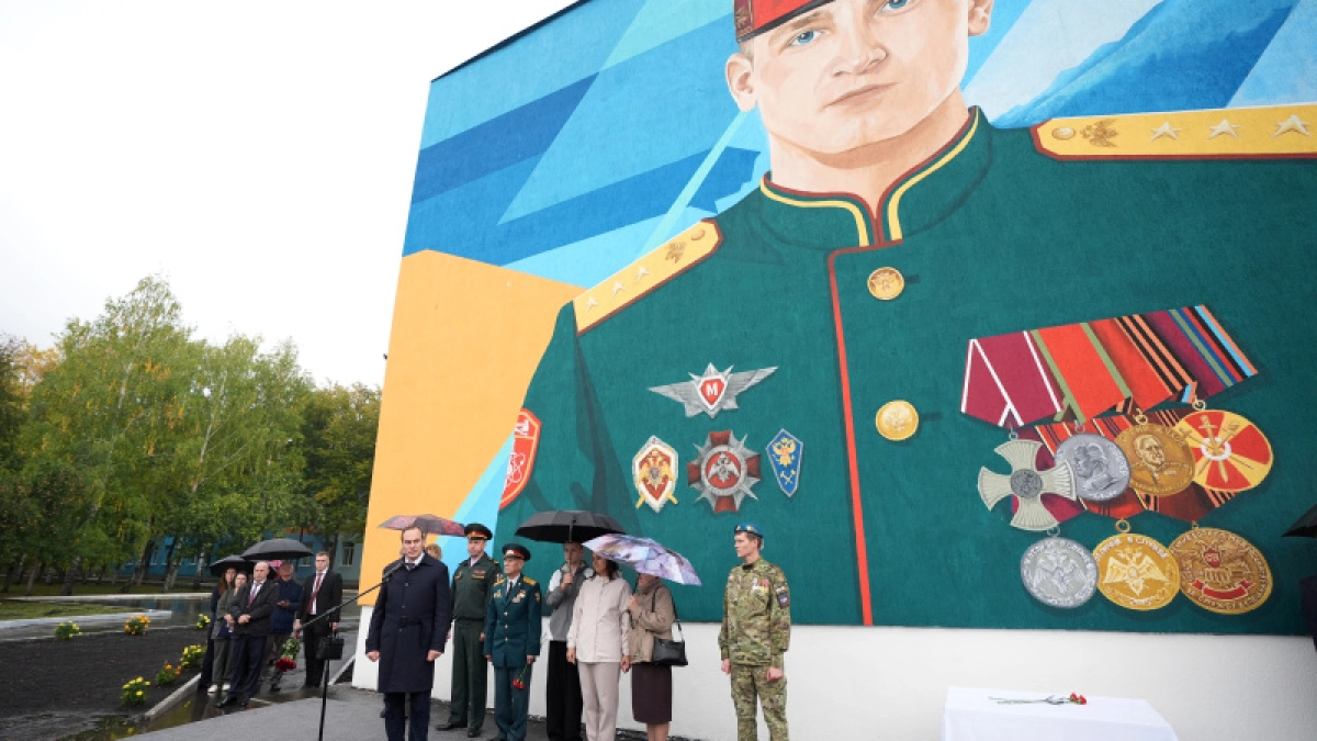 «Пусть все видят: всё, что сделал Игорь, было не зря»: в Саранске открыли мурал памяти кавалера ордена Мужества