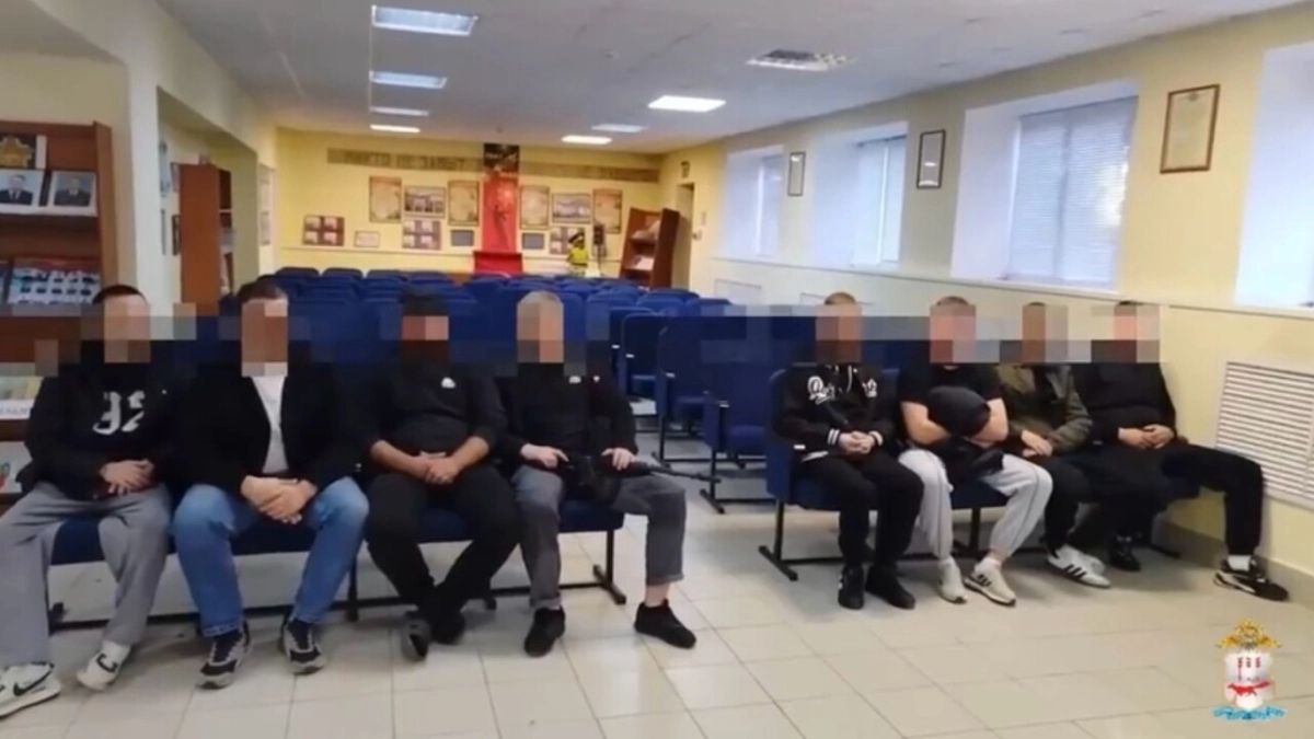 В Мордовии банда дрифтеров на самодельном кабриолете сняла вирусный ролик и заработала 21 протокол ГИБДД