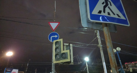 В Саранске 2 апреля отключат светофоры на двух перекрестках